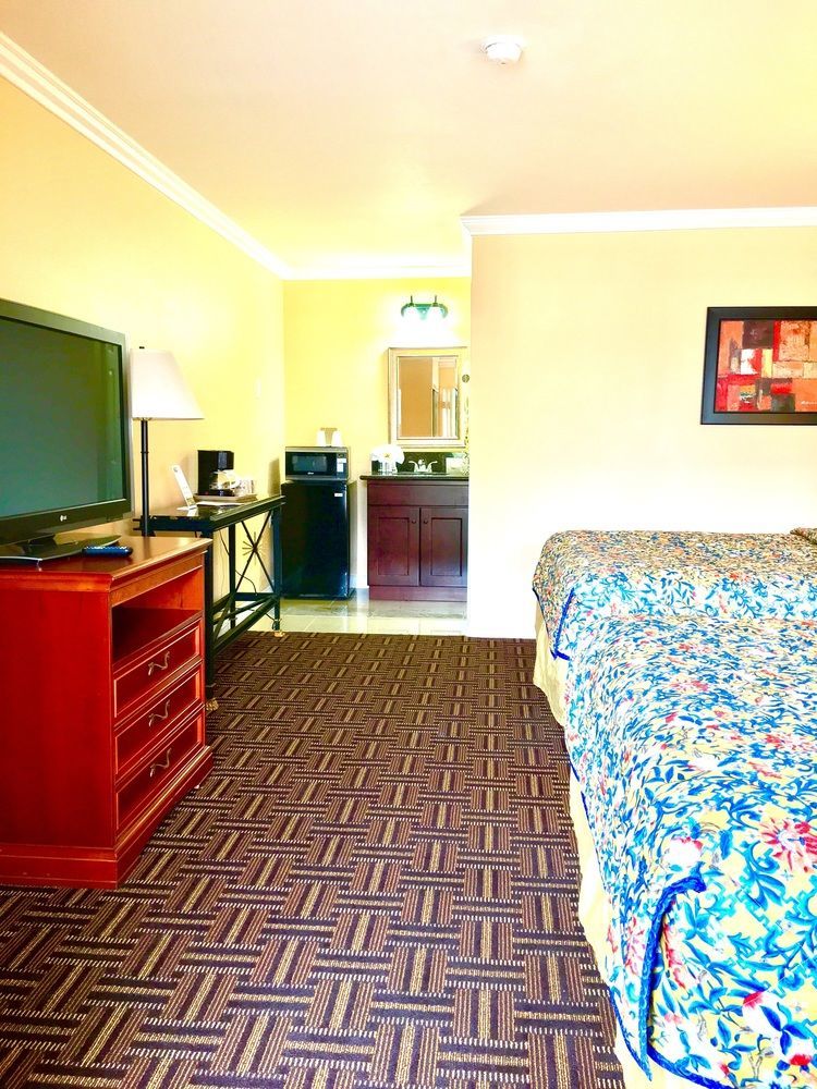The Lemon Tree Hotel Anaheim Extérieur photo
