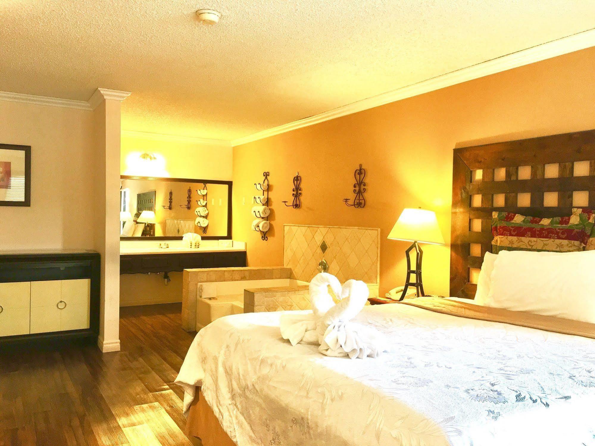 The Lemon Tree Hotel Anaheim Extérieur photo