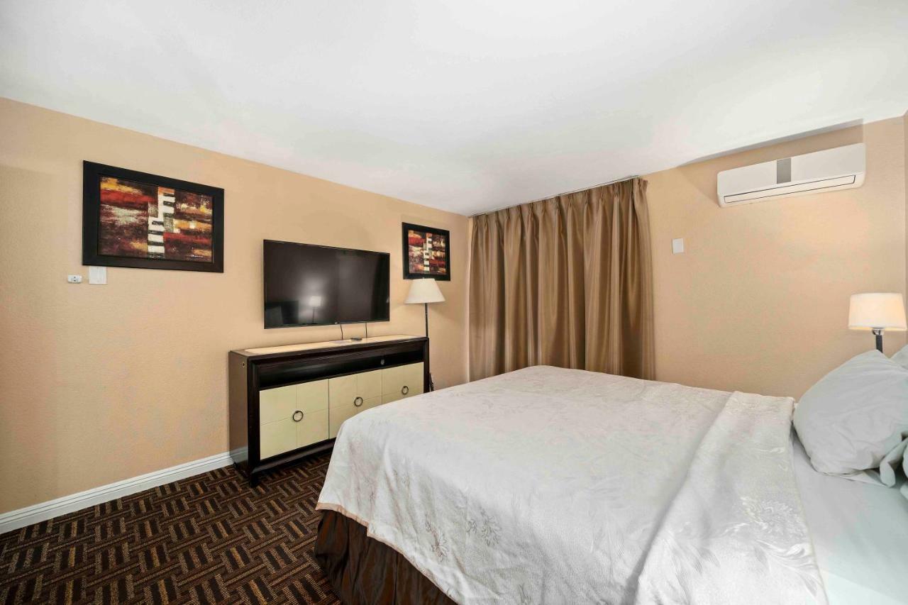 The Lemon Tree Hotel Anaheim Extérieur photo