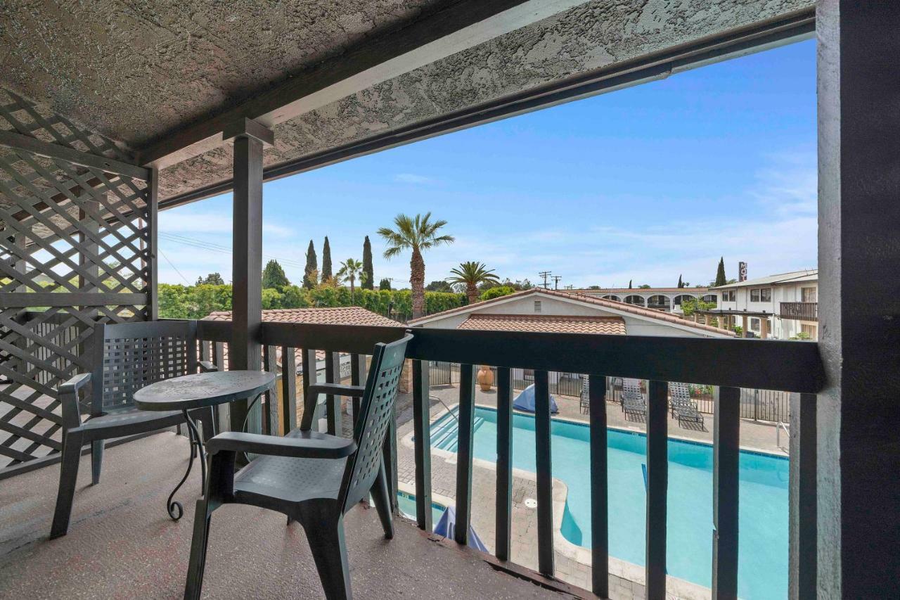 The Lemon Tree Hotel Anaheim Extérieur photo